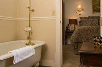 The Victoria Inn Murphys Extérieur photo